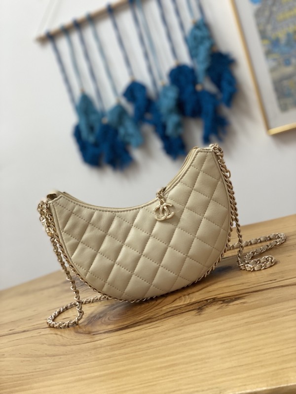 Handbag Chanel AS3917 size 15X20X6 cm