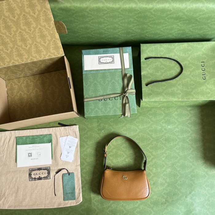 Handbag Gucci 739076 size 21*12*4 cm