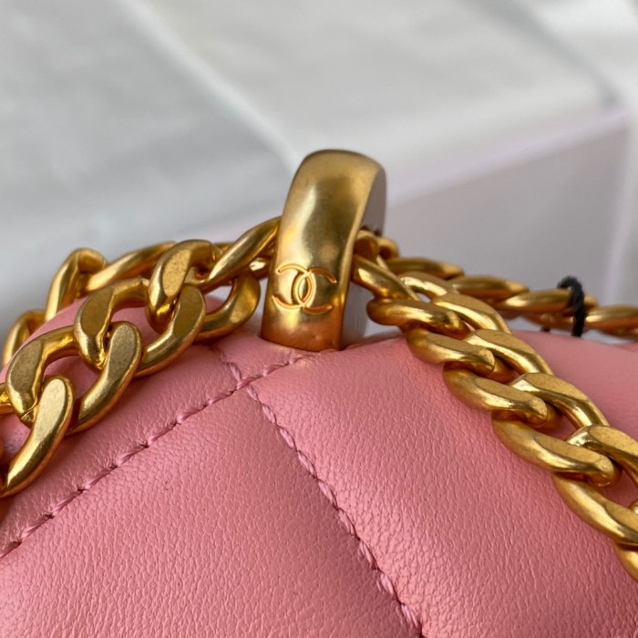 Handbag Chanel AS1792 size 19 cm