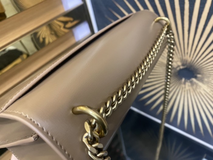 Handbags SAINT LAURENT 442906 size 22-16-9 cm