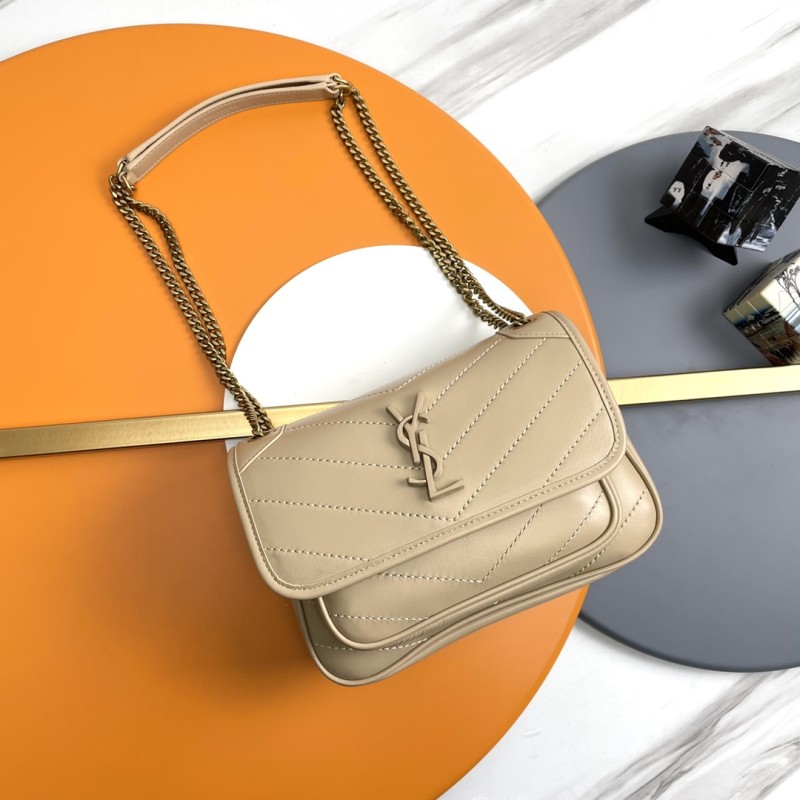 Handbags SAINT LAURENT 533037 size 22x16.5x7.5 cm