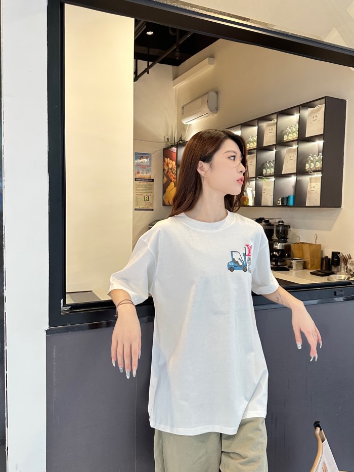 Clothes Louis Vuitton 451