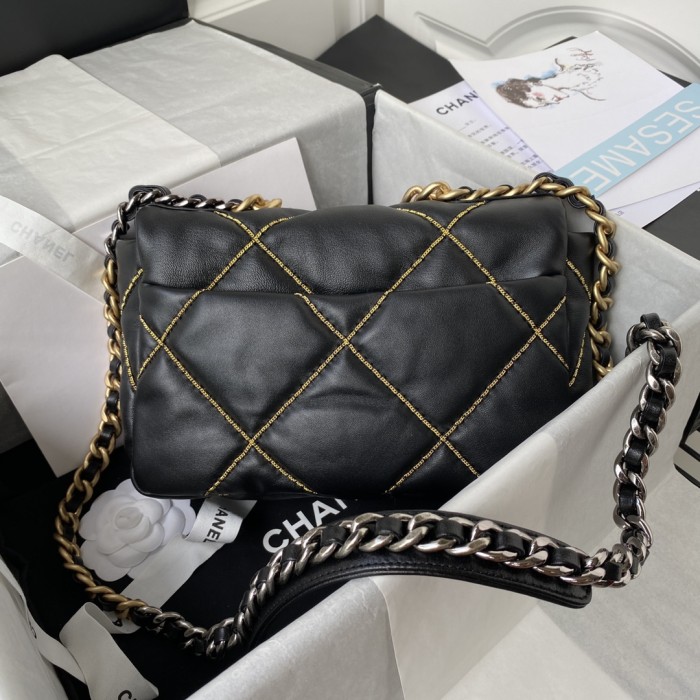 Handbag Chanel size 26/30 cm