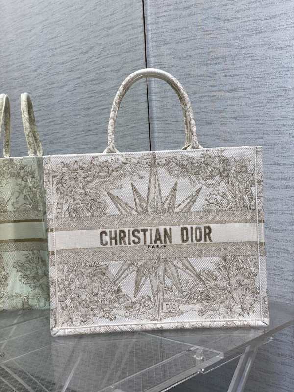 Handbag Dior size 42*18*35 cm