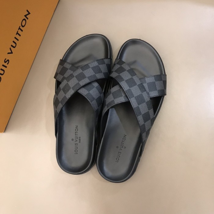 Louis Vuitton Slipper 64