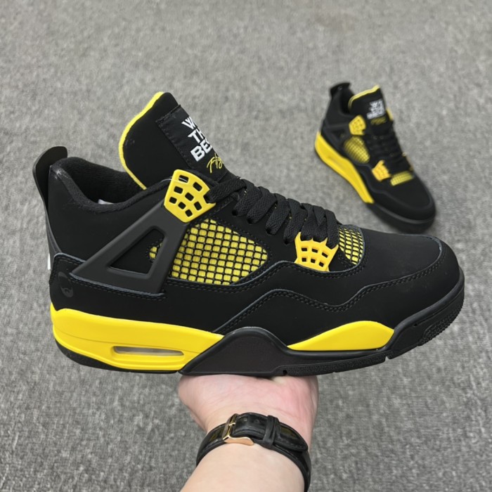 Jordan 4 Retro Thunder (2023)
