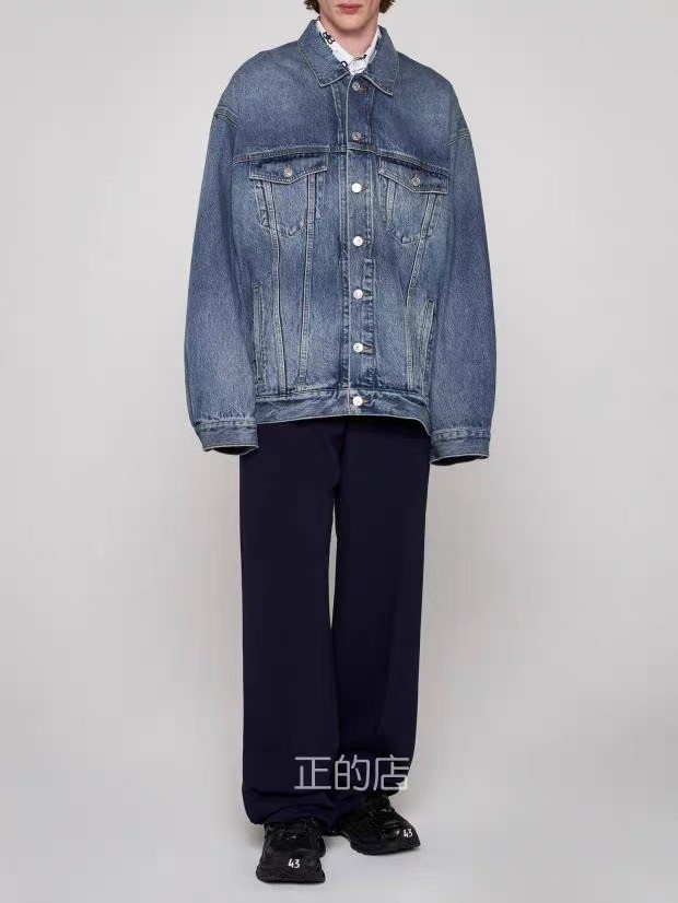 Clothes Balenciaga 110