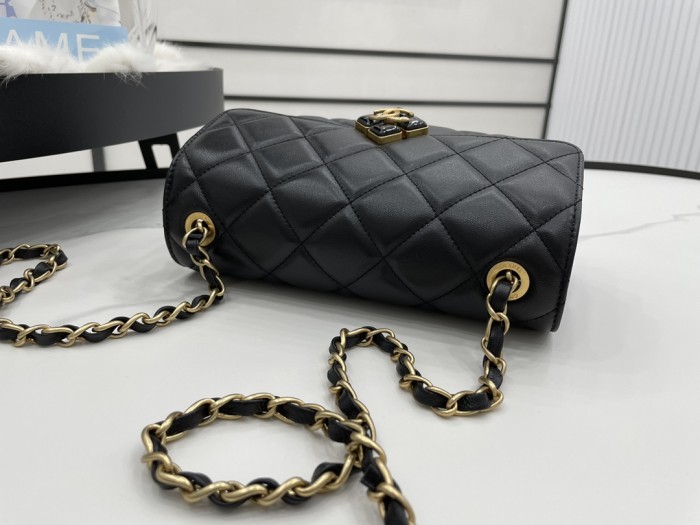 Handbag Chanel AS2634 size 22*7*14 cm