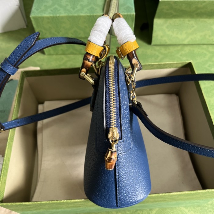 Handbag Gucci 715775 size 20*19*8.5 cm