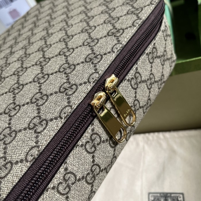 Handbag Gucci 726669 size 33.5*21.5*8 cm