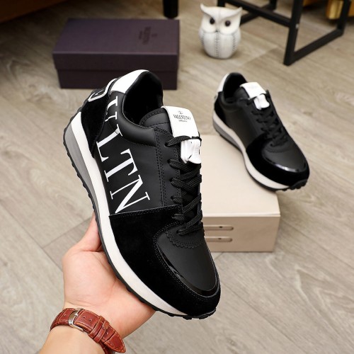 Valentino Garavani Low-top sneakers 12