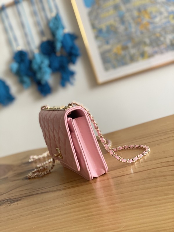 Handbag Chanel 88632 size 19 cm