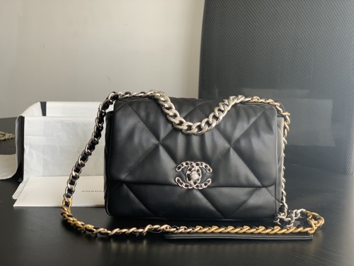 Handbag Chanel size 26cmx16cmx9 cm