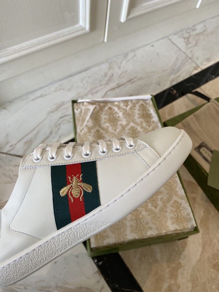 Gucci Women's Ace sneaker with bee sneaker 4