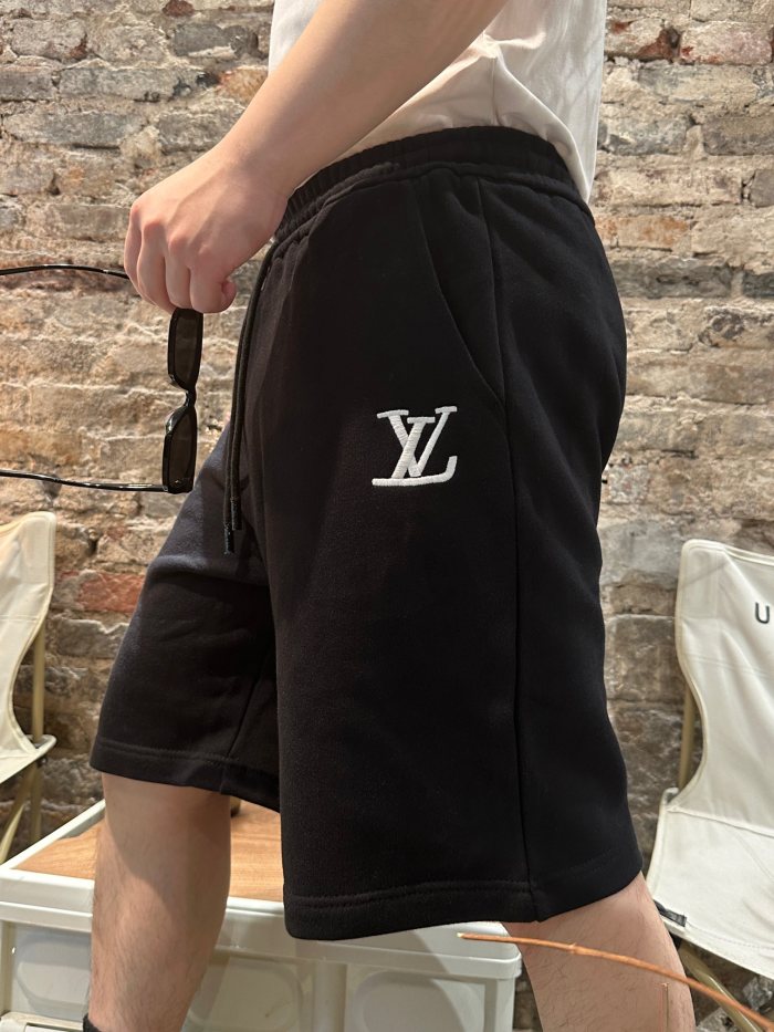 Clothes Louis Vuitton 358