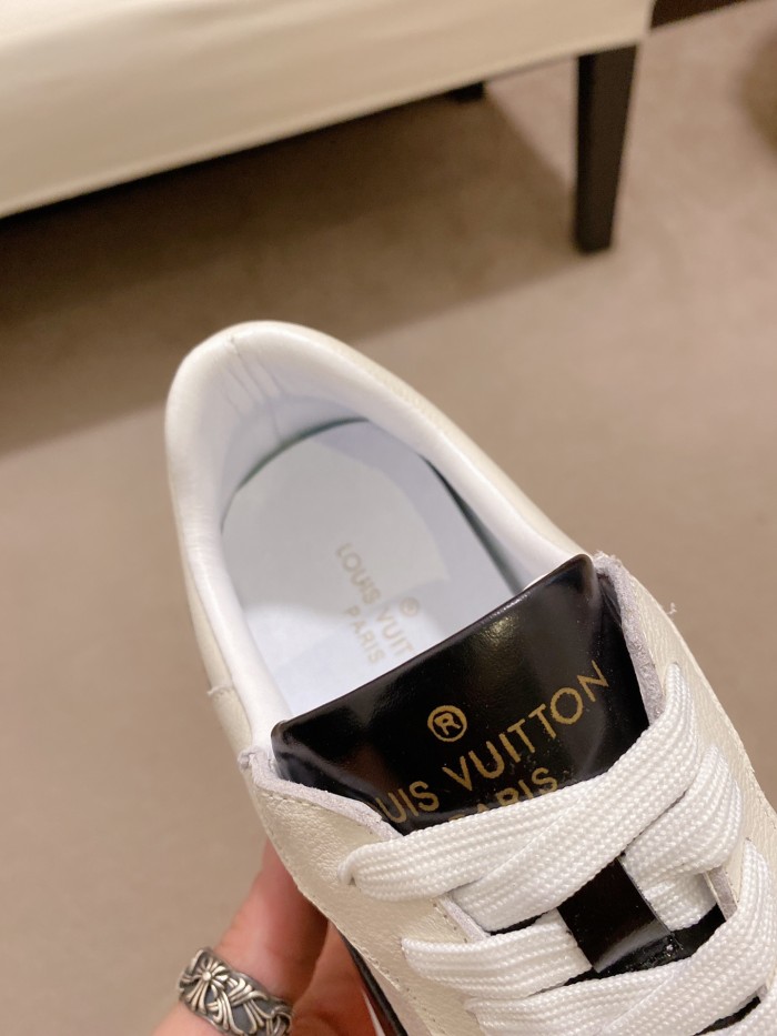 Louis Vuitton Low Top sneaker 124