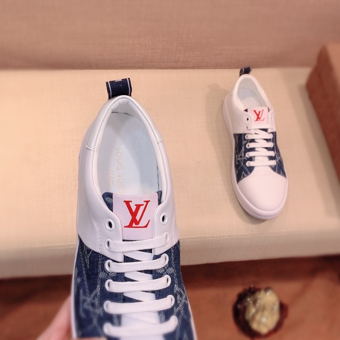 Louis Vuitton Low Top sneaker 83