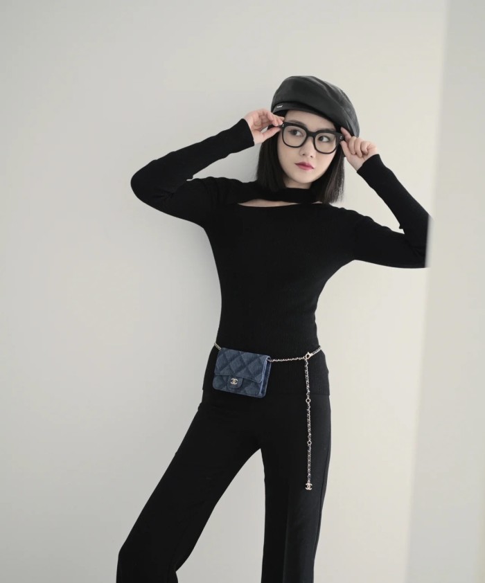 Handbag Chanel size 10×8×2 cm