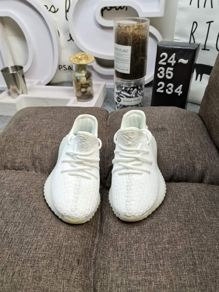 Kids yeezy 350 shoes 1