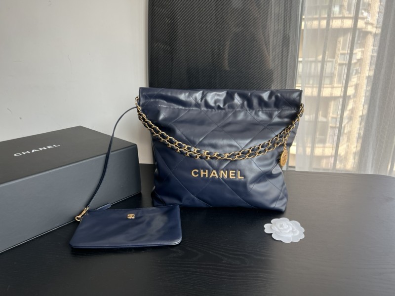 Handbag Chanel size 35cmx37cmx7 cm