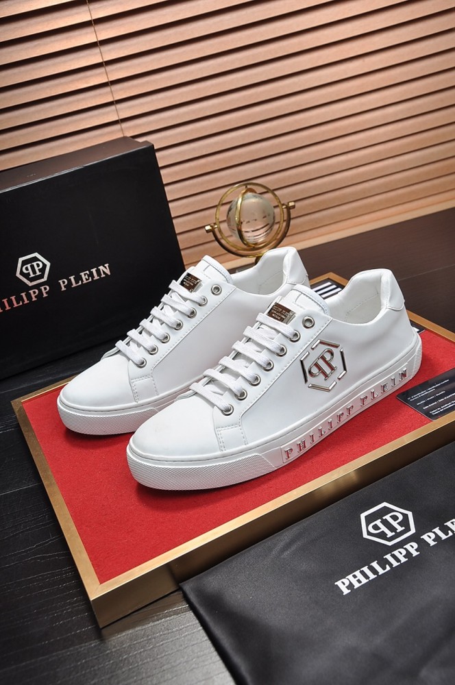Philipp Plein Low Top Sneakers 31