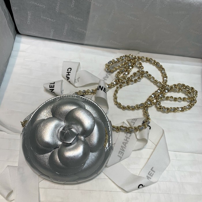 Handbag Chanel 82121 size 11 11 2 cm