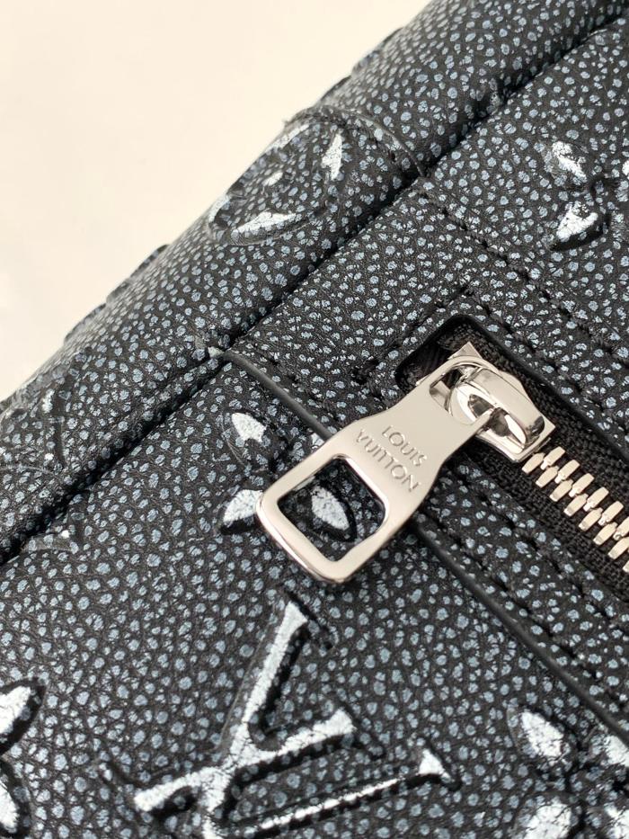 Handbag Louis Vuitton M21359 size 29 x 42 x 15 cm