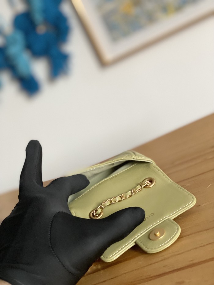 Handbag Chanel 81227 size 11 cm