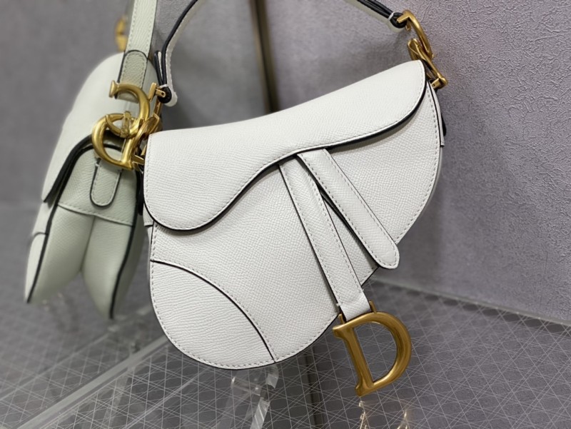 Handbag Dior size 19.5 cm