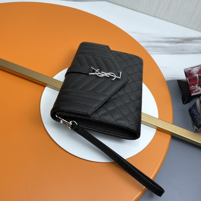 Handbags SAINT LAURENT 617662 size 21x16x3 cm