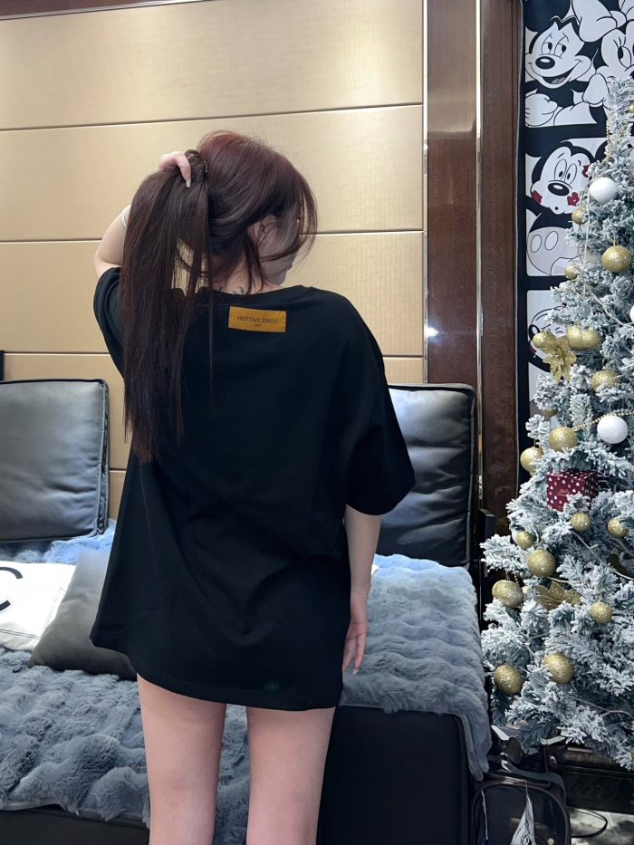 Clothes Louis Vuitton 162