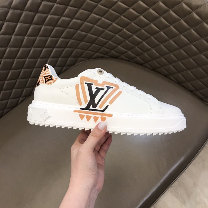 Louis Vuitton Low Top sneaker 17