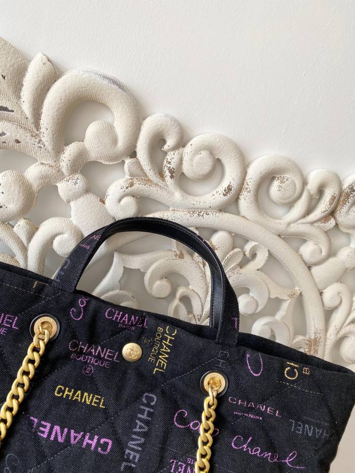 Handbag Chanel 3128 size 51x43x3 cm