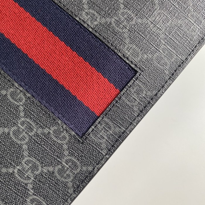 Handbag Gucci 433666 size 30.5*21*1.5 cm