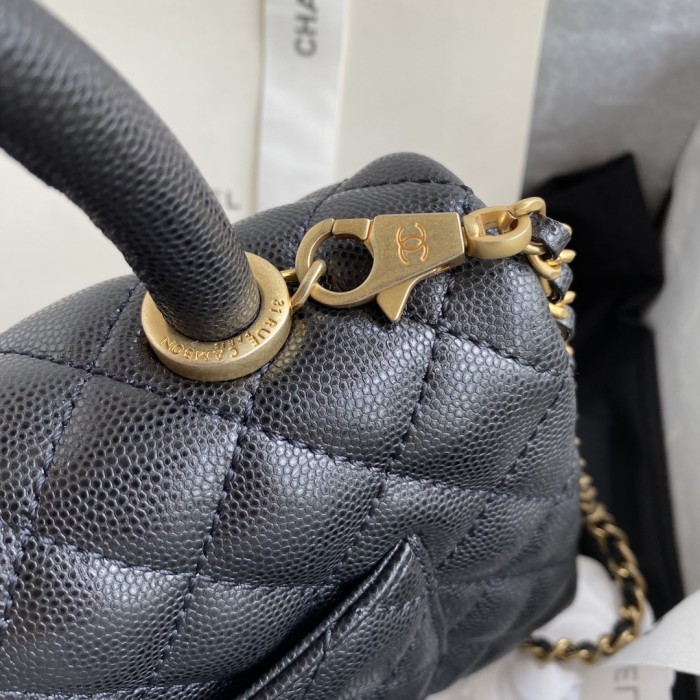 Handbag Chanel size 23 cm