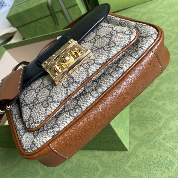 Handbag Gucci 658487 size 21*14*5 cm