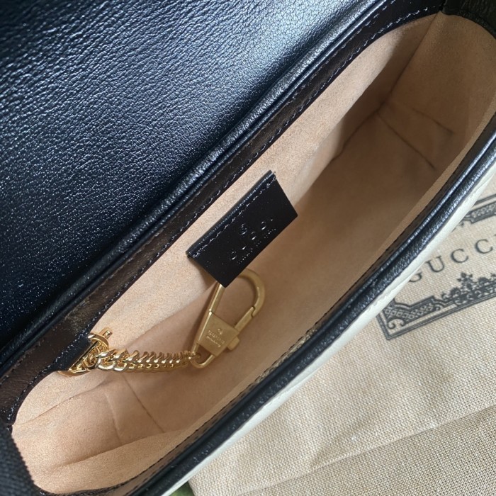 Handbag Gucci 574969 size 16.5*10.2*5.1 cm