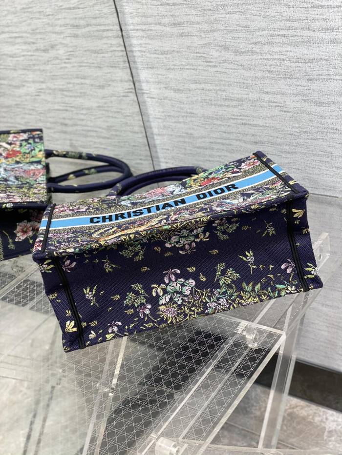 Handbag Dior size 36*18*28 cm