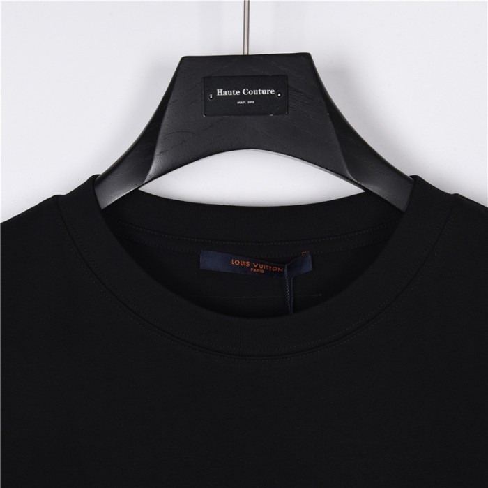 Clothes Louis Vuitton 341