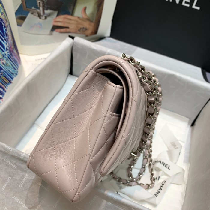 Handbag Chanel 112 size 25 cm