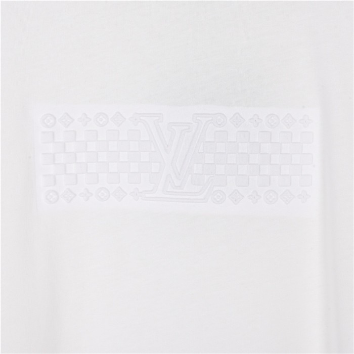 Clothes Louis Vuitton 421