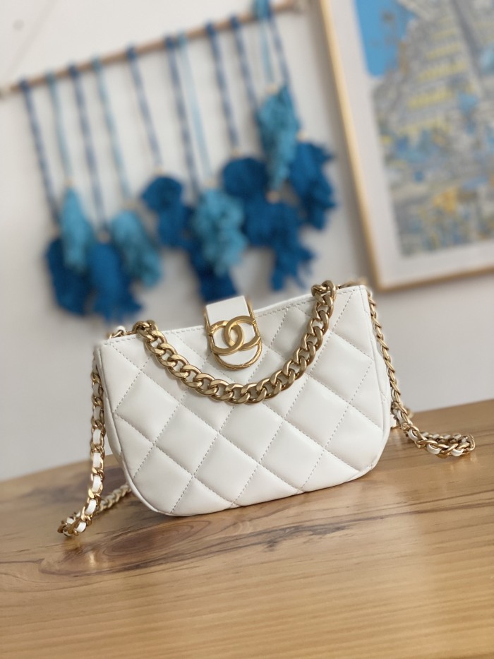 Handbag Chanel 3475 size 12.5*19*6.5* cm