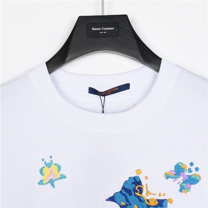 Clothes Louis Vuitton 319