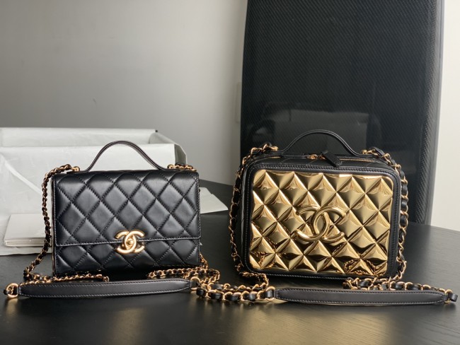 Handbag Chanel 2900 size 20cmx19cmx9 cm