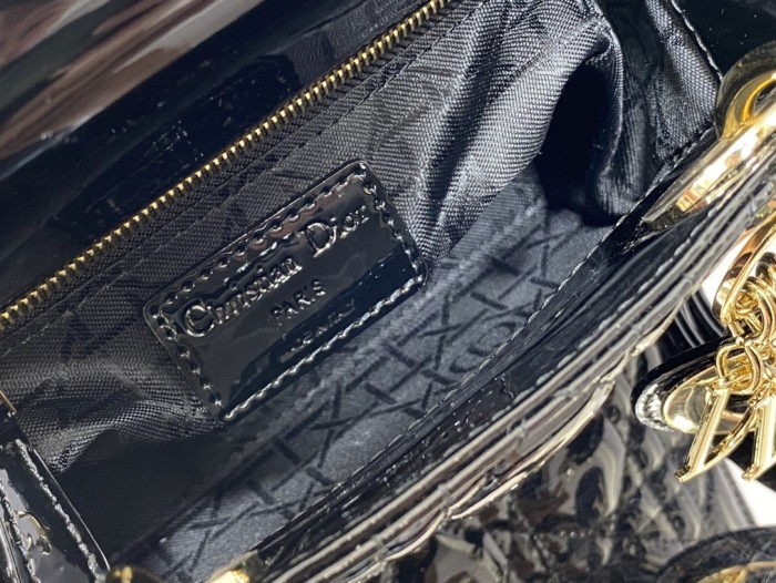 Handbag Dior size 17 cm