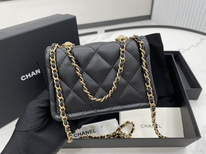 Handbag Chanel AP1664 size 13.5*9.4*4.5 cm