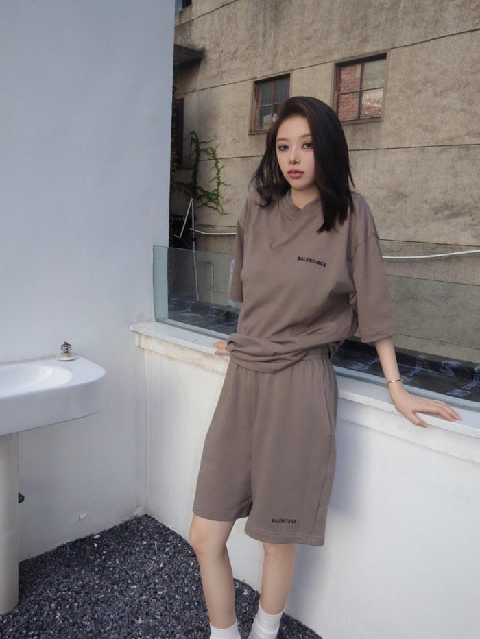 Clothes Balenciaga 210