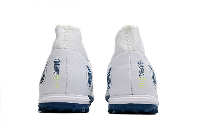 NK football shoes 43