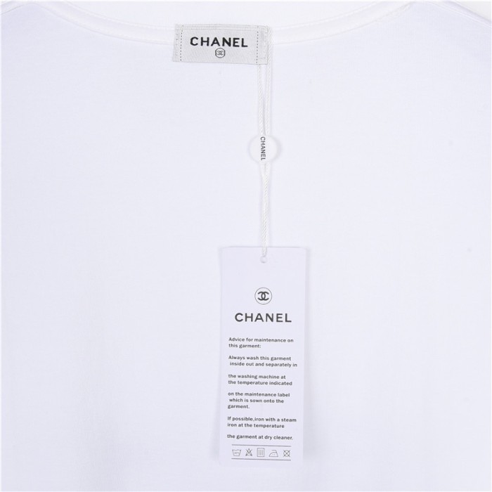 Clothes CHANEL 21
