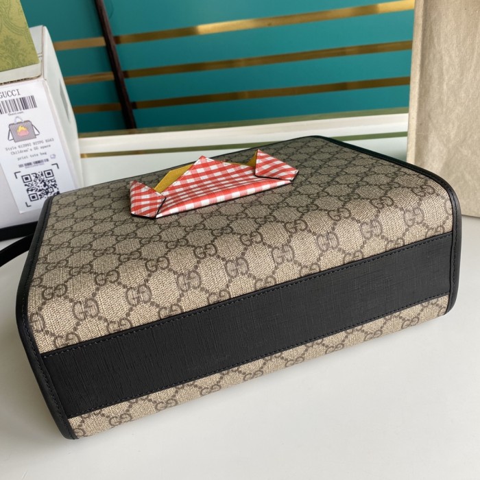 Handbag Gucci 612992 size 28*25*11 cm